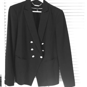 Blazer, classified gorgeous